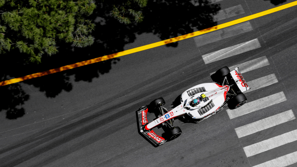 Mick Schumacher in azione a Monaco